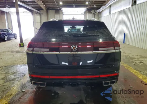 2024 Volkswagen Atlas Cross Sport Sel Premium R-Line z USA, uszkodzony, nr VIN 1V2FE2CA1RC241894